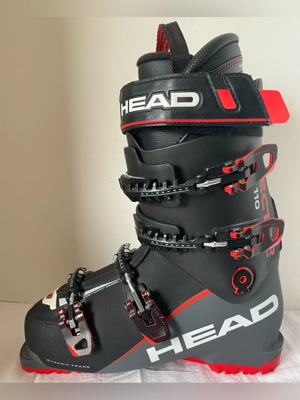 HEAD VECTOR EVO 110 SKI BOOTS MEN SIZE 9.5 / 27.5